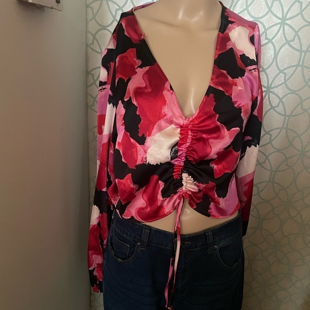 Tie-Dye Long Sleeve Crop Top size XL